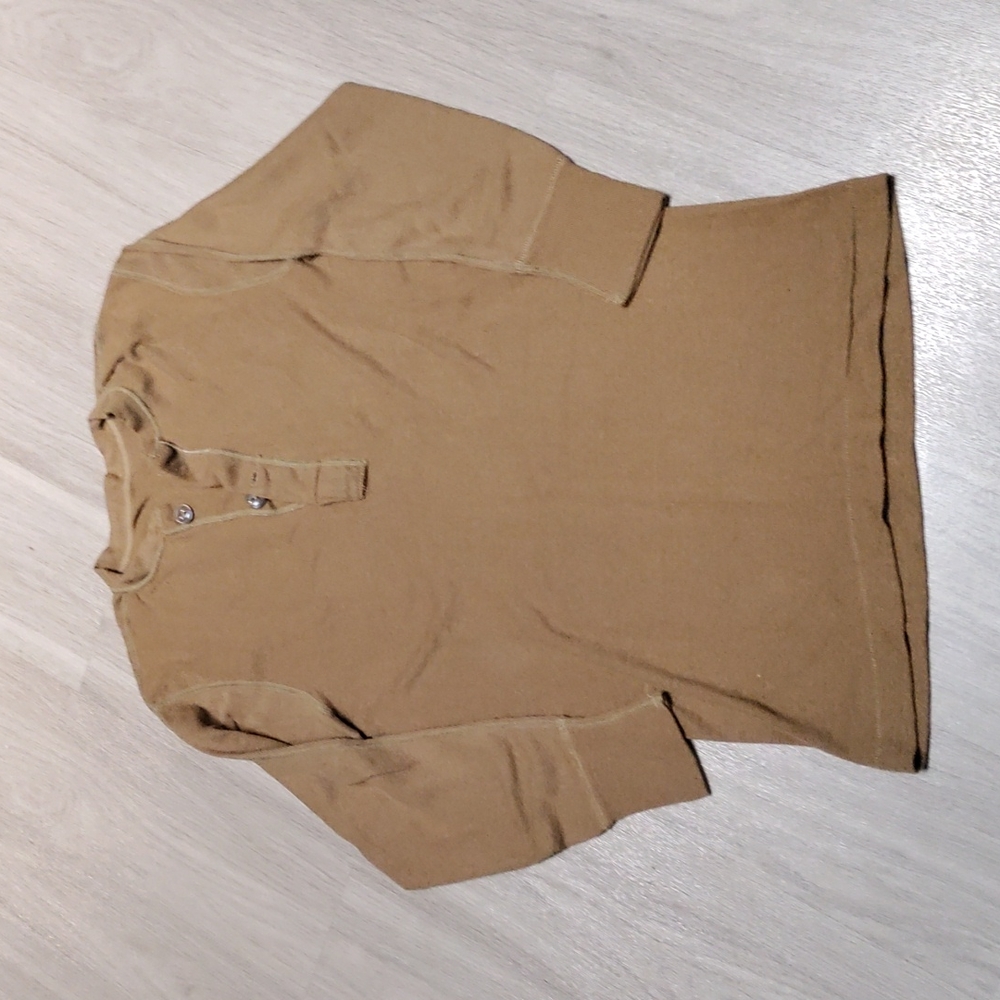 Brown shirt